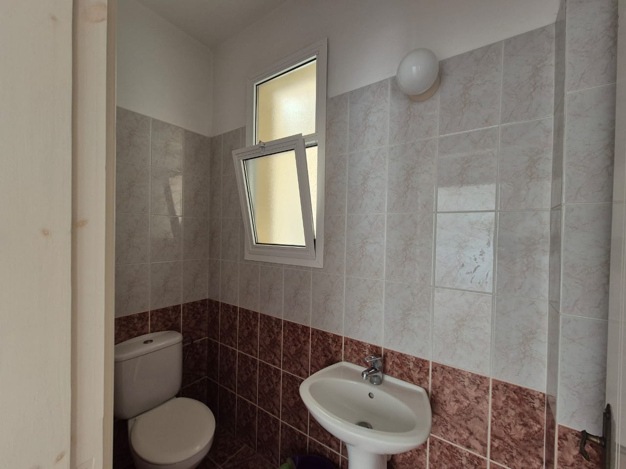 2 Bed, 1 Bath, ApartmentFor Sale, Paphos, Paphos