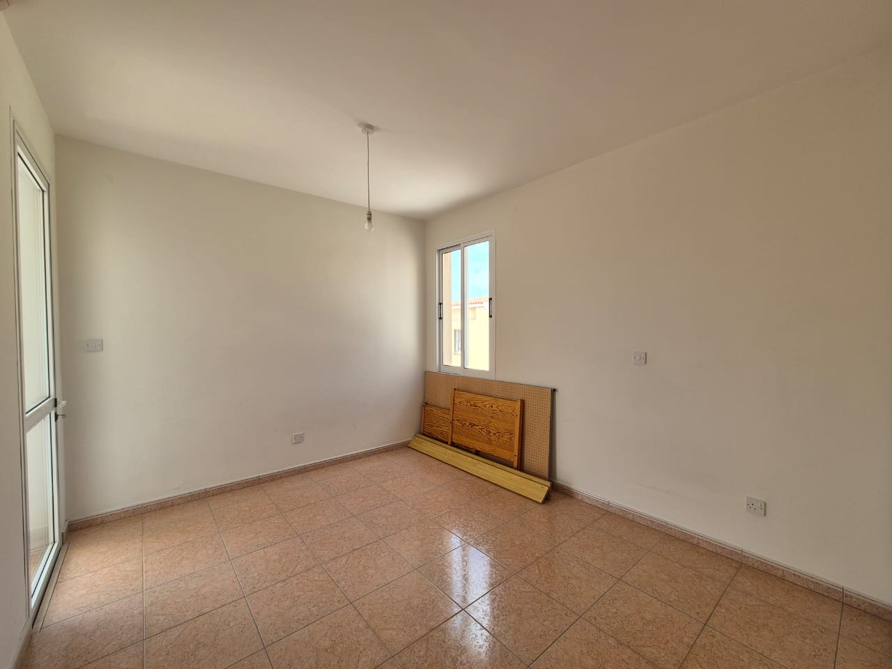 2 Bed, 1 Bath, ApartmentFor Sale, Paphos, Paphos