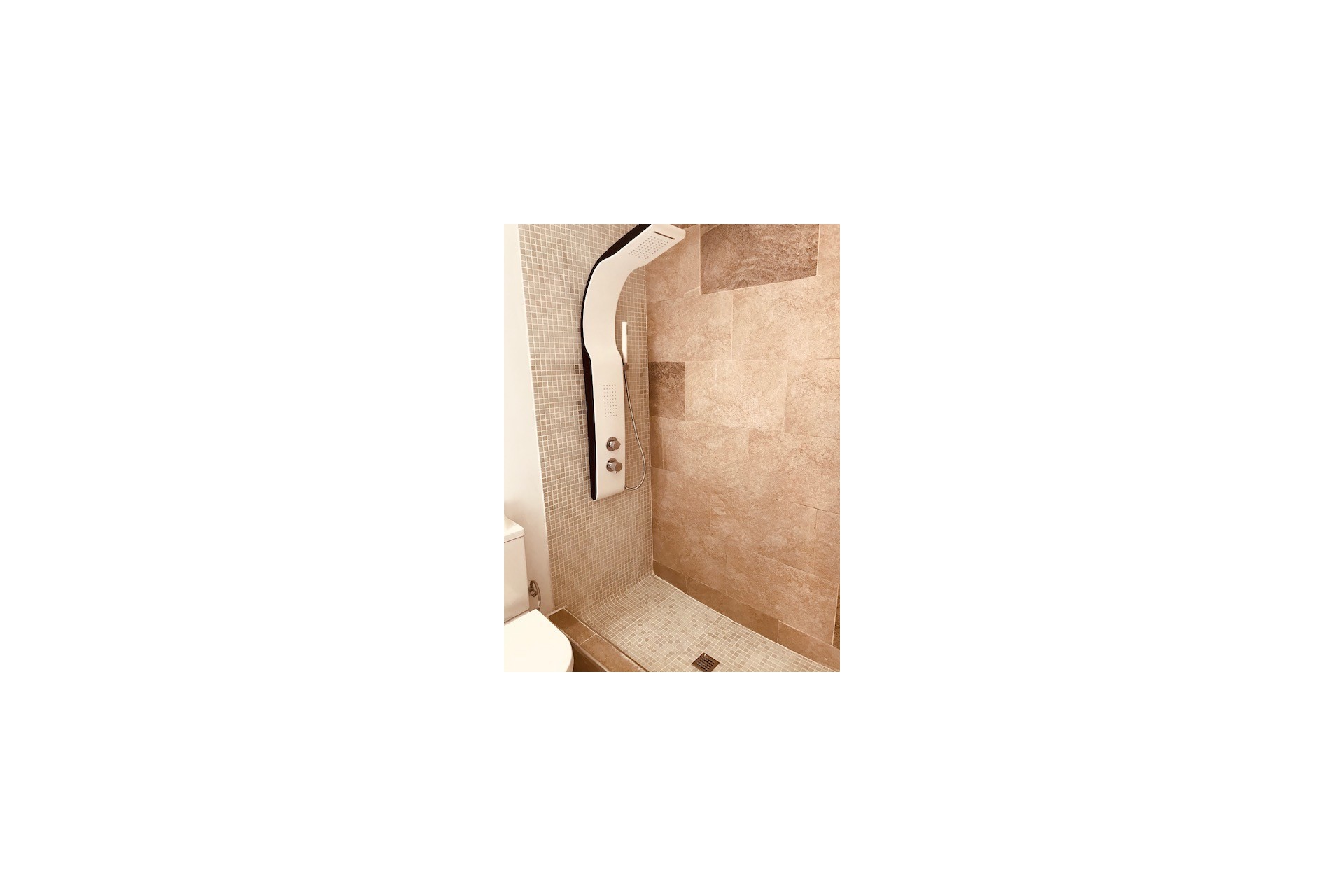 Ciudad Quesada, Alicante, 6 Bedrooms Bedrooms, ,5 BathroomsBathrooms,For Sale,6403