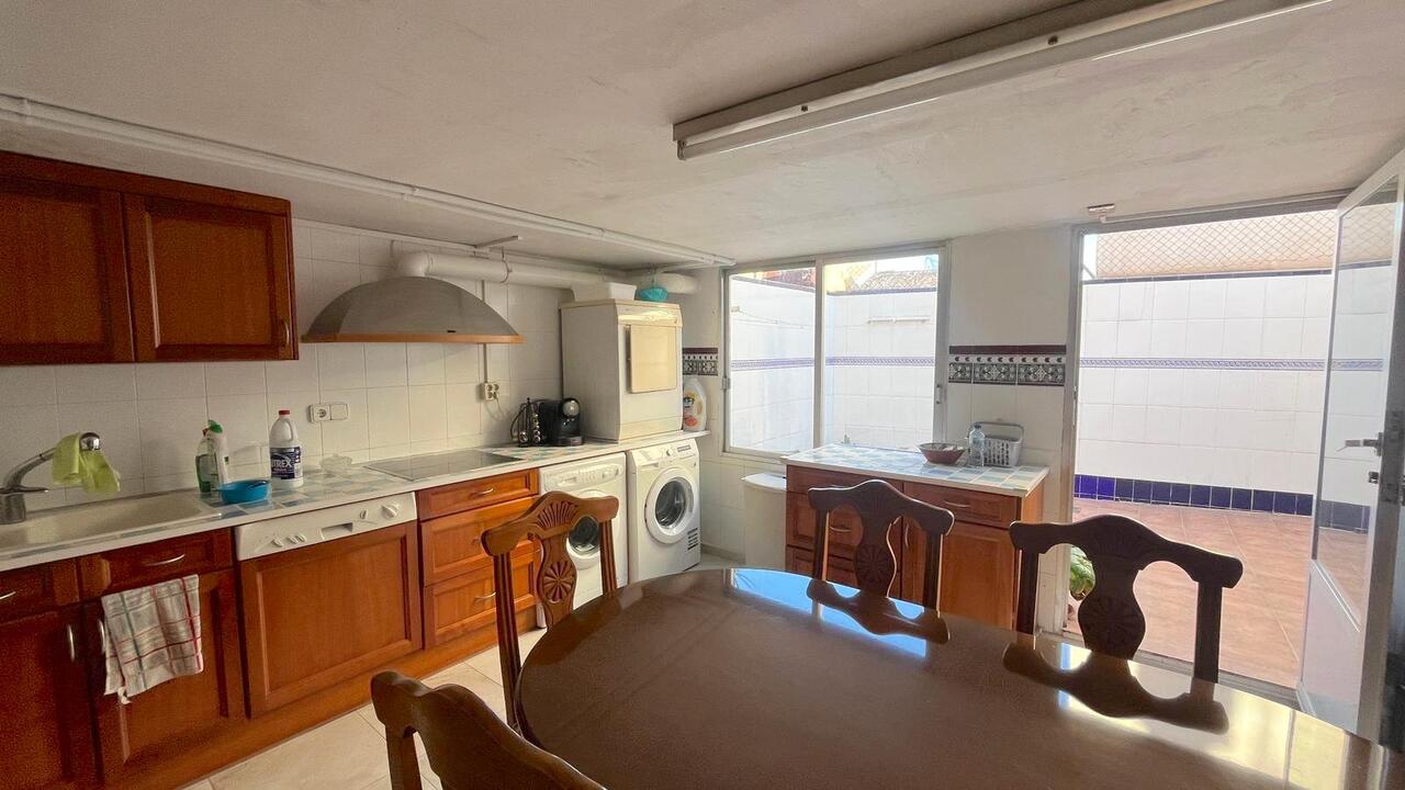 4 Bed, 2 Bath, HouseFor Sale, Formentera Del Segura, Alicante