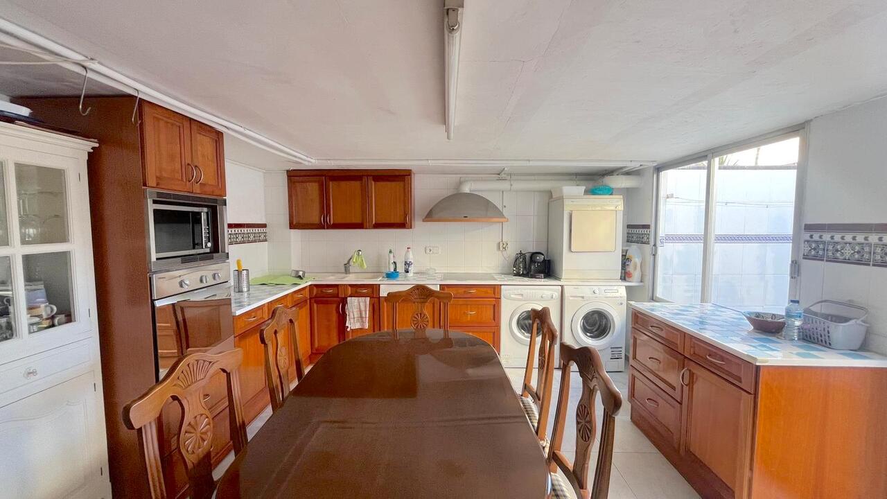 4 Bed, 2 Bath, HouseFor Sale, Formentera Del Segura, Alicante