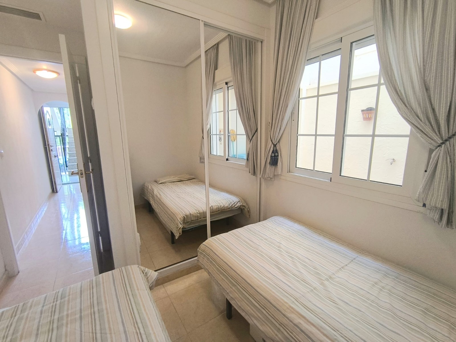 2 Bed, 1 Bath, ApartmentFor Sale, Las Heredades, Alicante