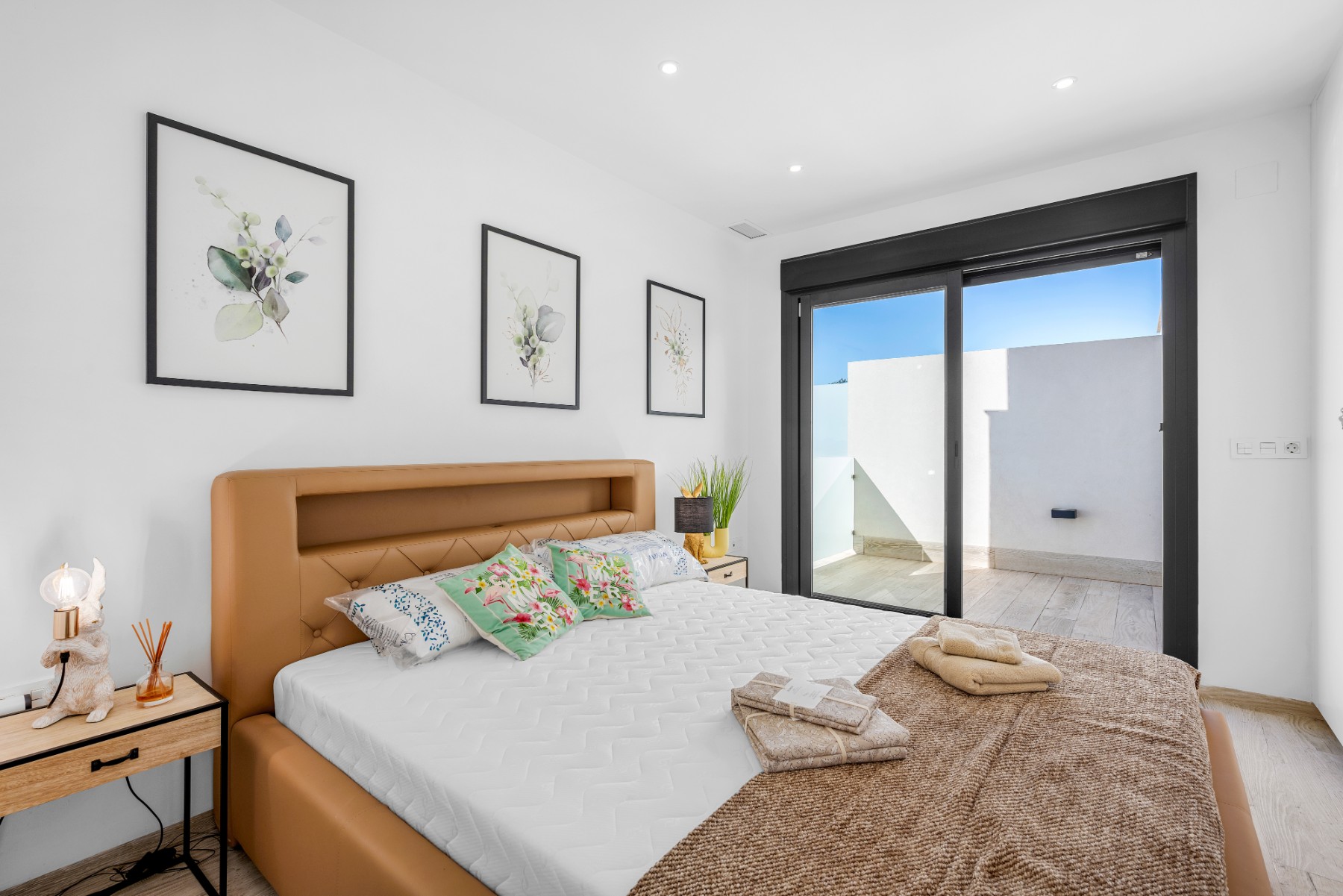 4 Bed, 3 Bath, HouseFor Sale, Los Alcazares, Murcia