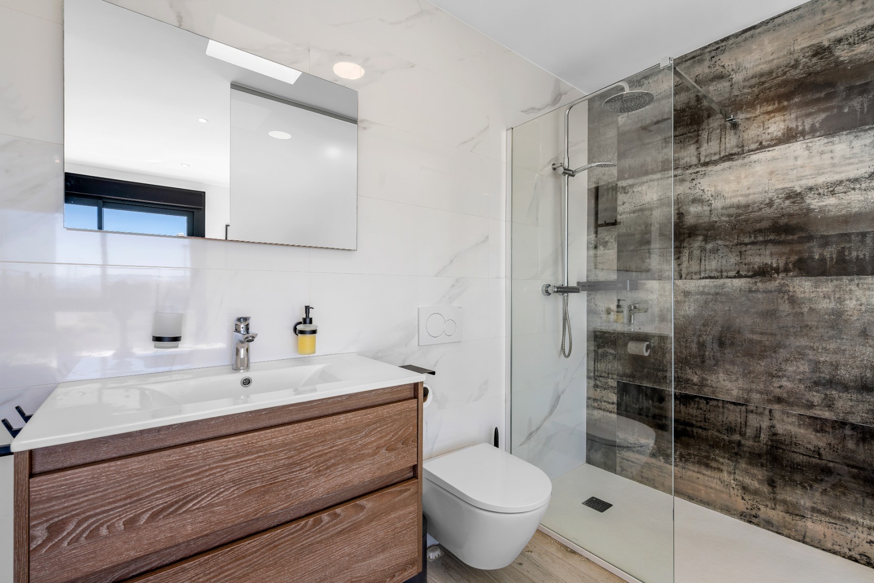 4 Bed, 3 Bath, HouseFor Sale, Los Alcazares, Murcia