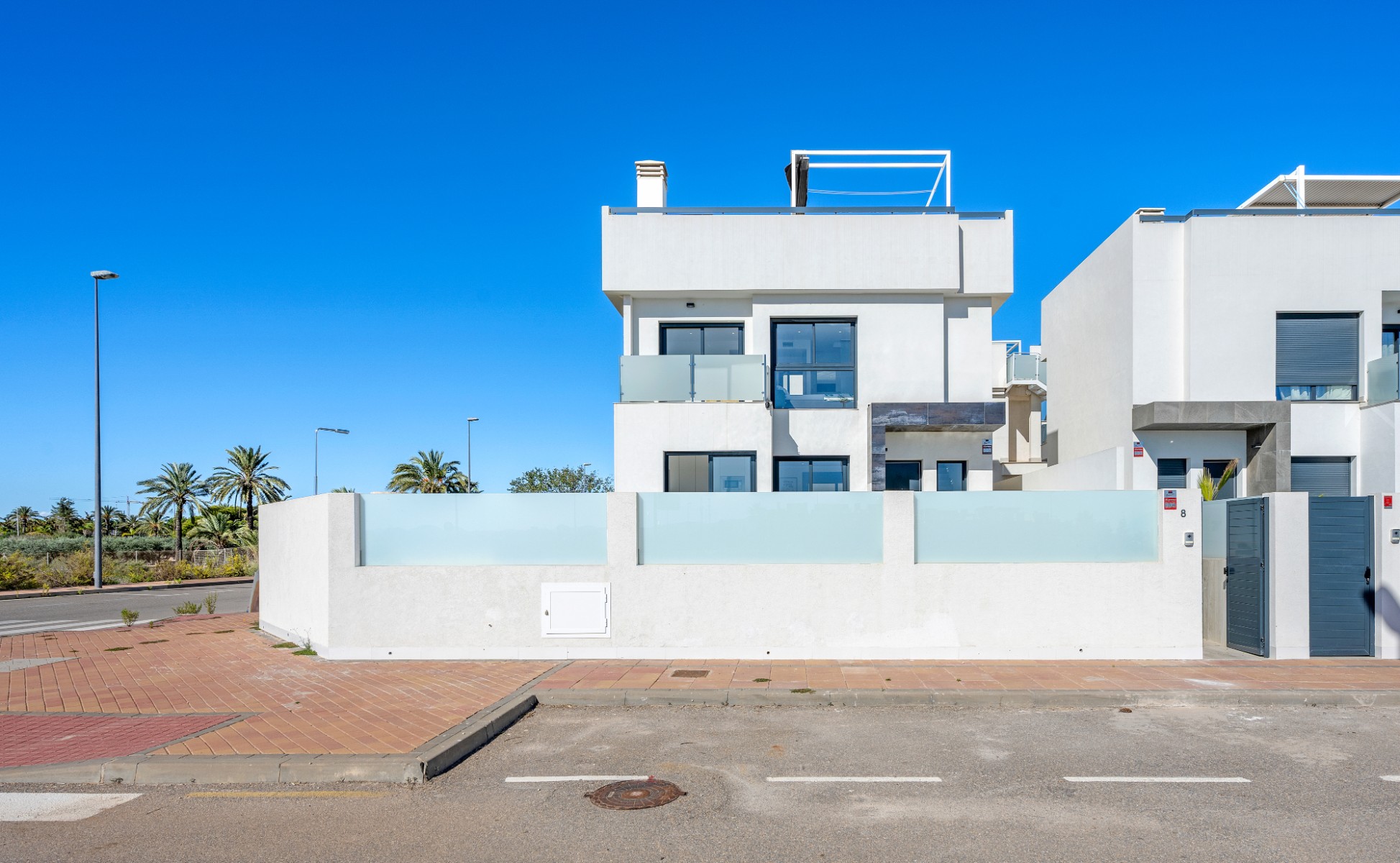 4 Bed, 3 Bath, HouseFor Sale, Los Alcazares, Murcia