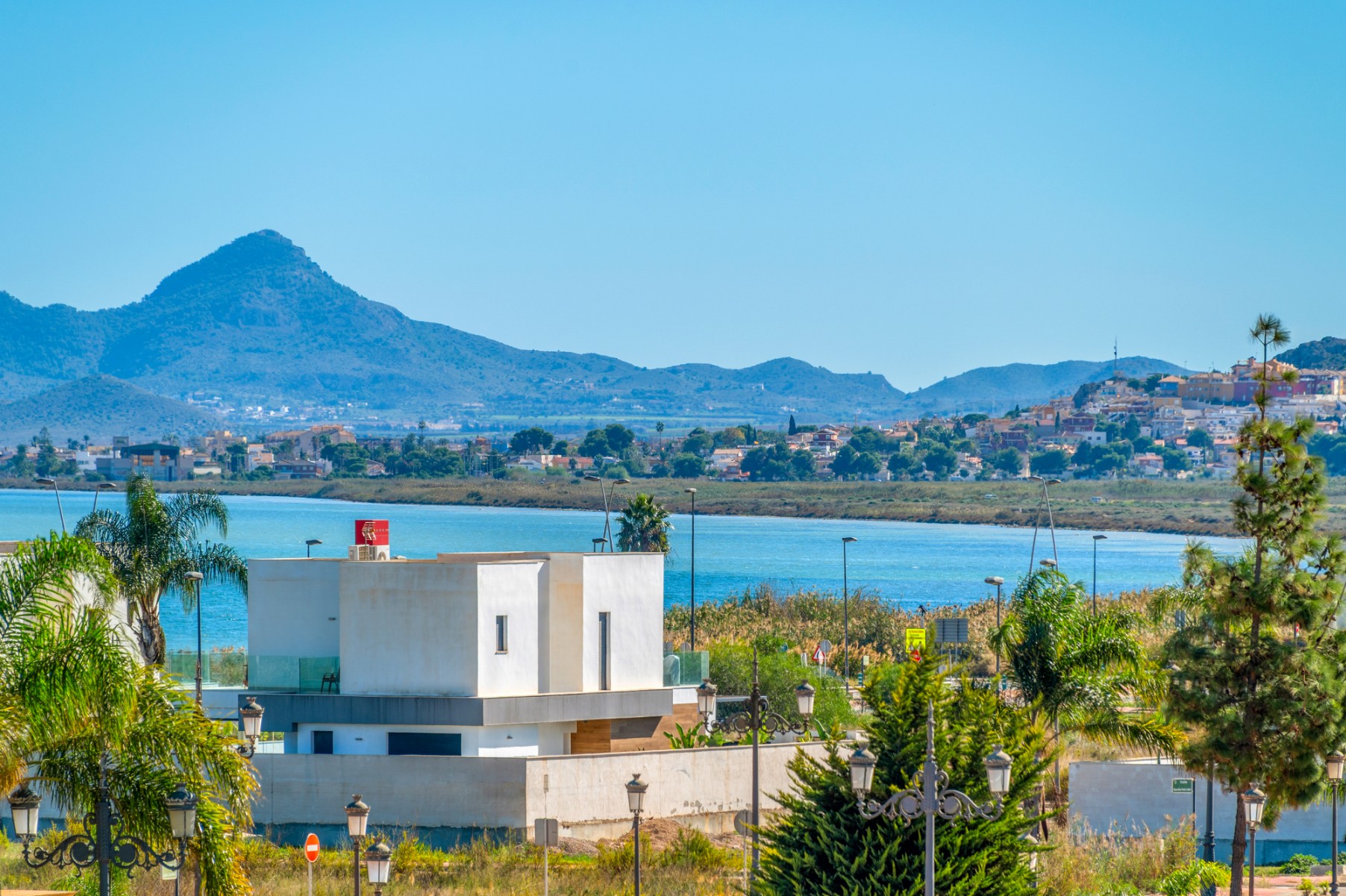 4 Bed, 3 Bath, HouseFor Sale, Los Alcazares, Murcia