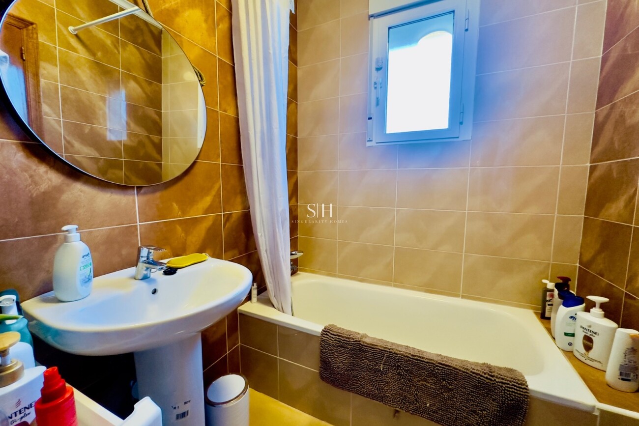 3 Bed, 2 Bath, HouseFor Sale, San Miguel de Salinas, Alicante