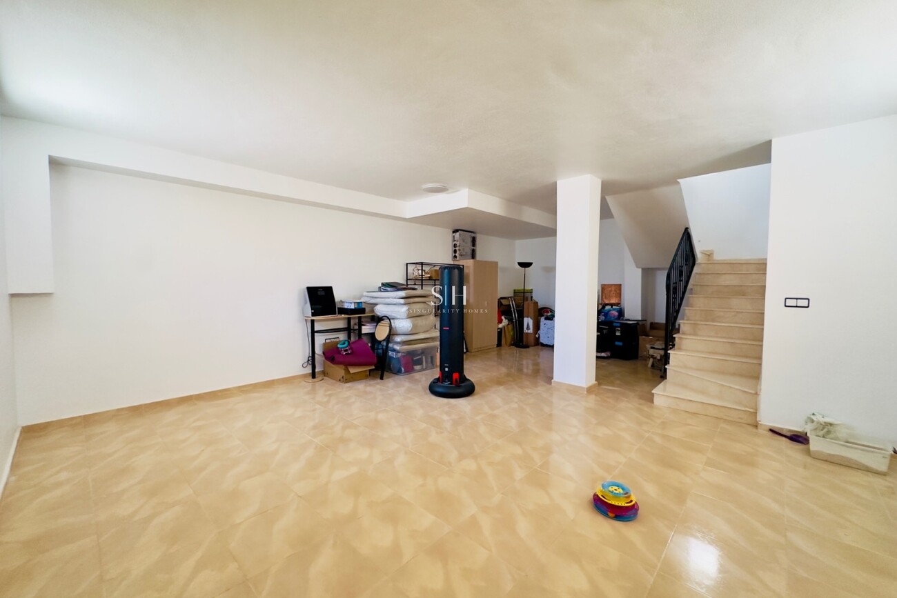 3 Bed, 2 Bath, HouseFor Sale, San Miguel de Salinas, Alicante