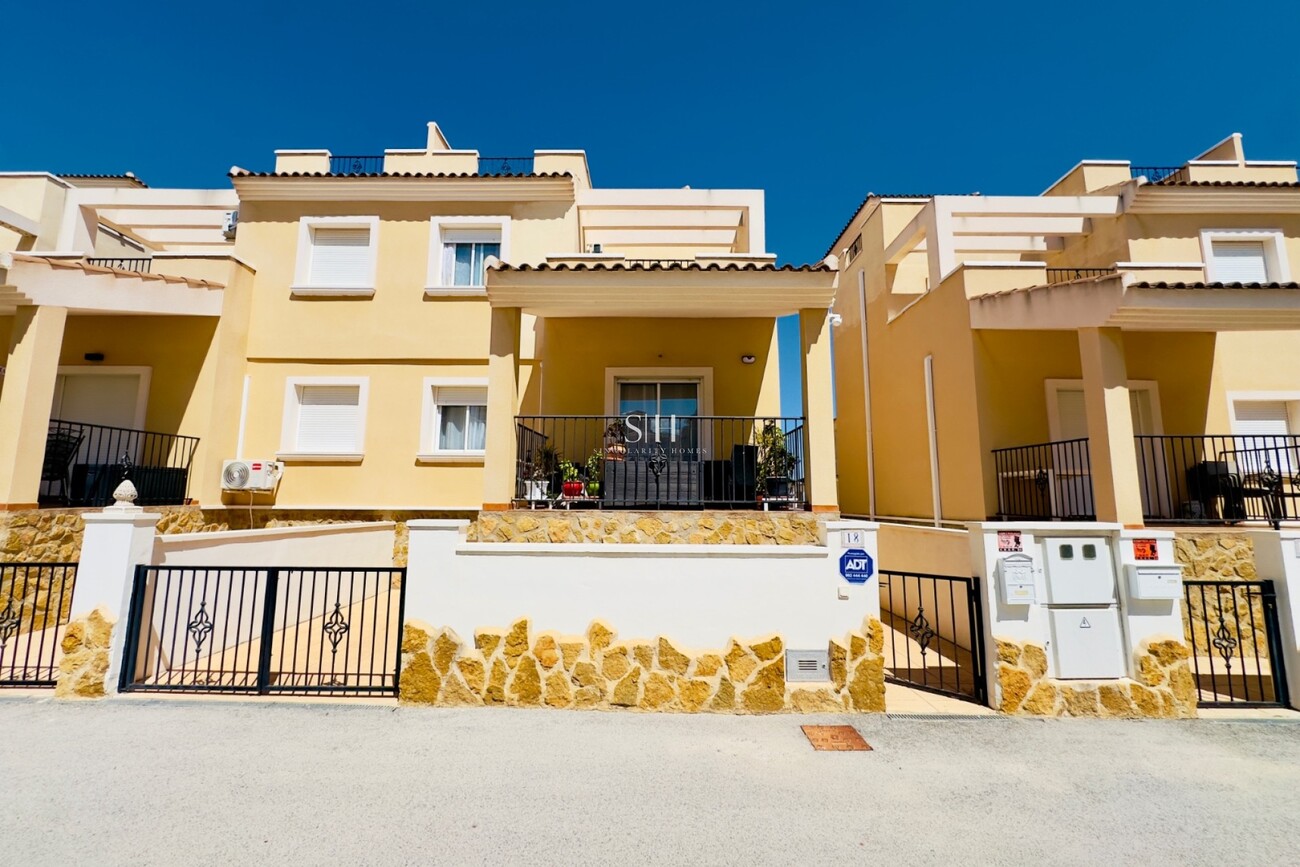 3 Bed, 2 Bath, HouseFor Sale, San Miguel de Salinas, Alicante