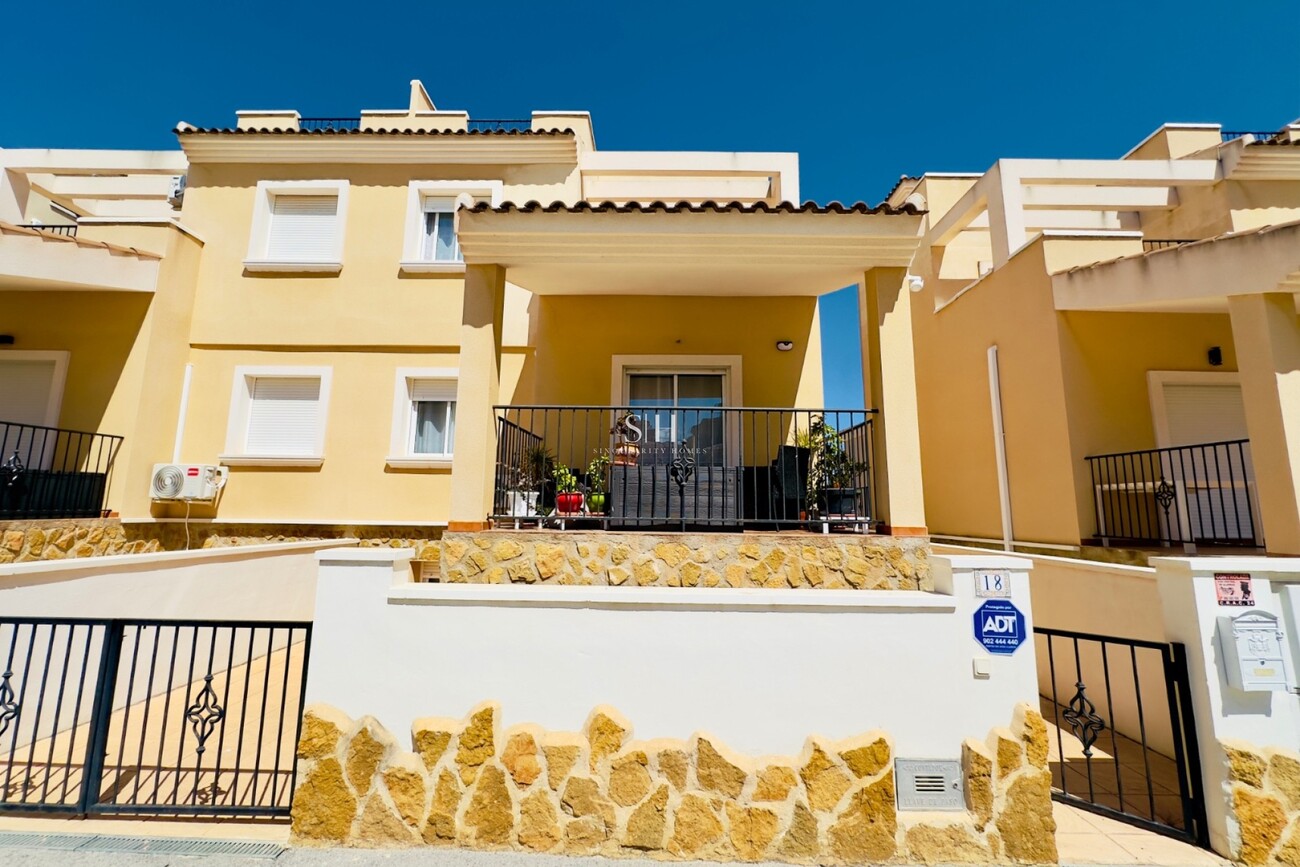 3 Bed, 2 Bath, HouseFor Sale, San Miguel de Salinas, Alicante