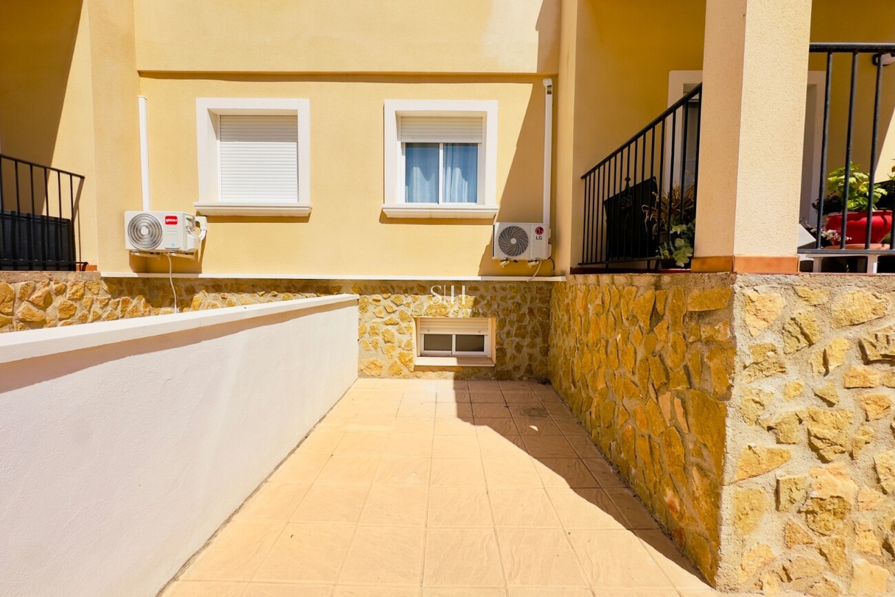 3 Bed, 2 Bath, HouseFor Sale, San Miguel de Salinas, Alicante