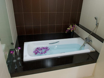 1 Bed, 1 Bath, ApartmentFor Sale, 346 Patak Road, Karon Beach, A. Muang, Phuket 8310, Phuket, Karon, SouthWest