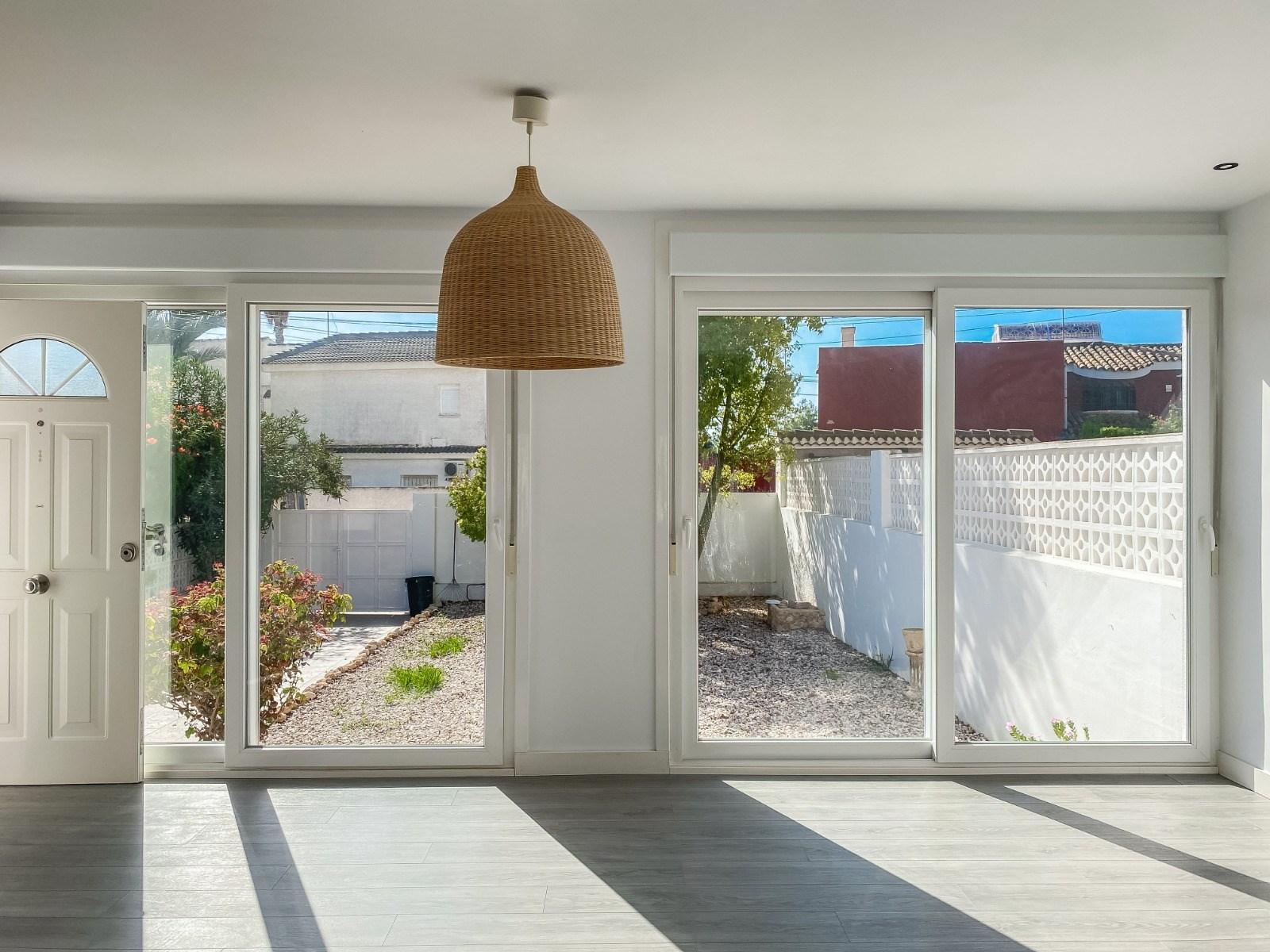 3 Bed, 2 Bath, HouseFor Sale, Torrevieja, Alicante