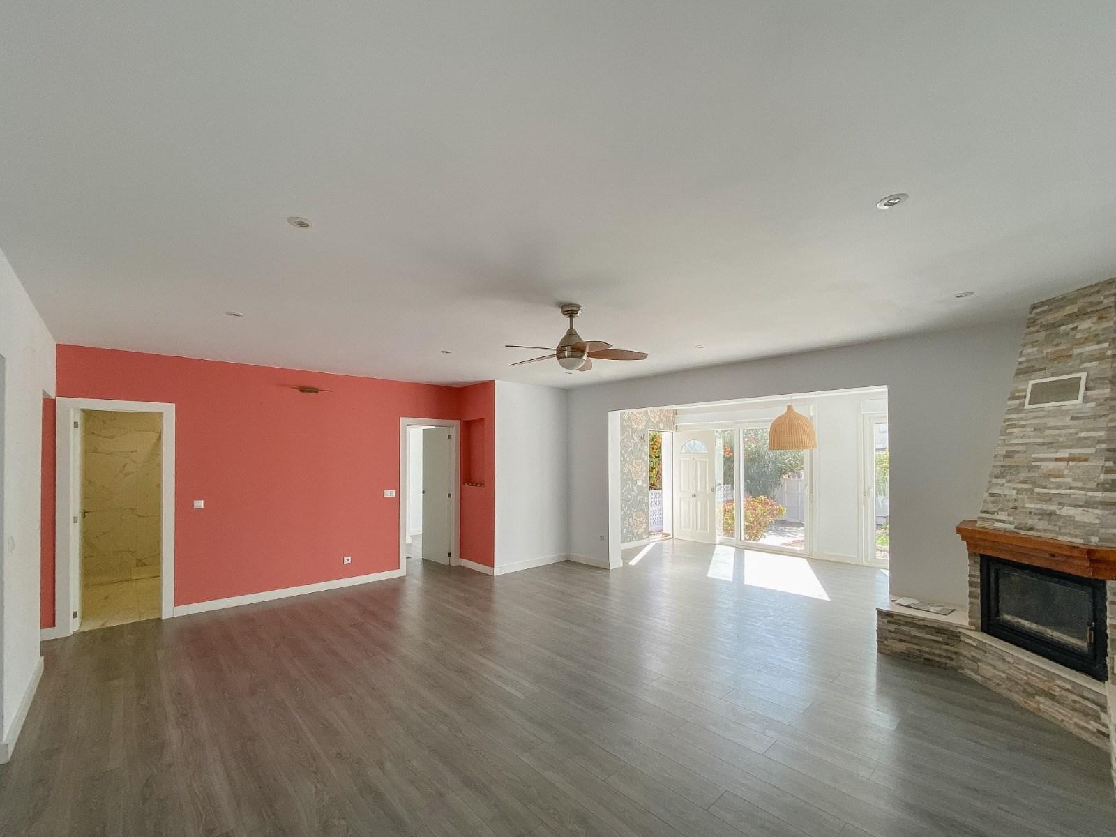 3 Bed, 2 Bath, HouseFor Sale, Torrevieja, Alicante