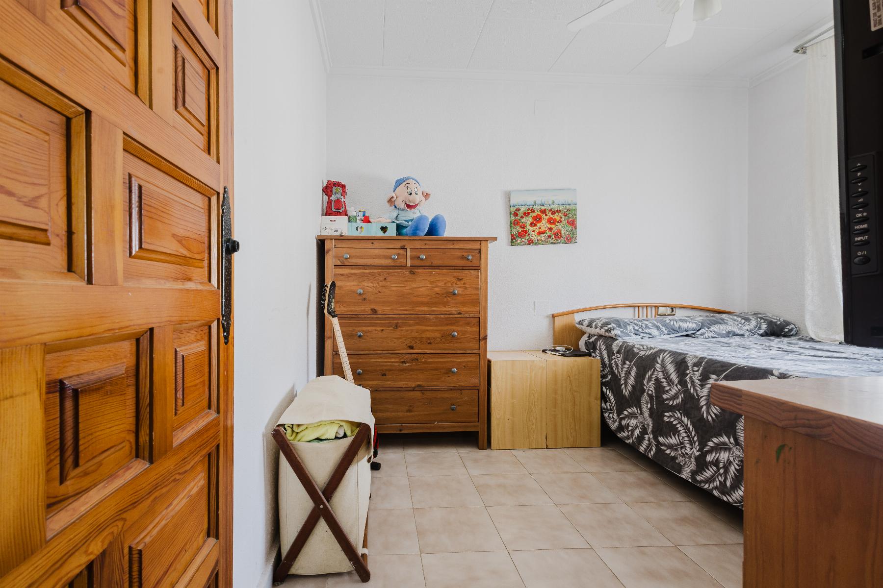 5 Bed, 3 Bath, HouseFor Sale, Torrevieja, Alicante