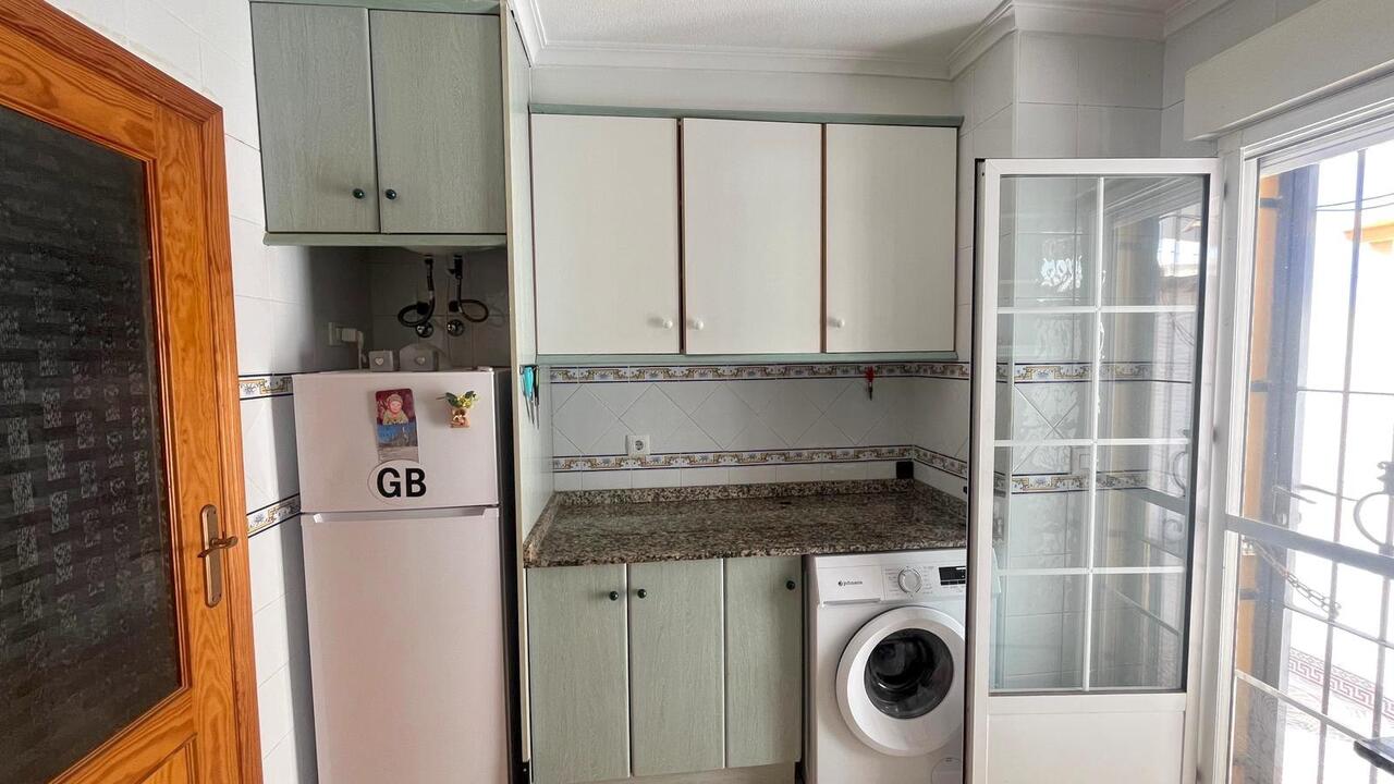 3 Bed, 2 Bath, HouseFor Sale, Torrevieja