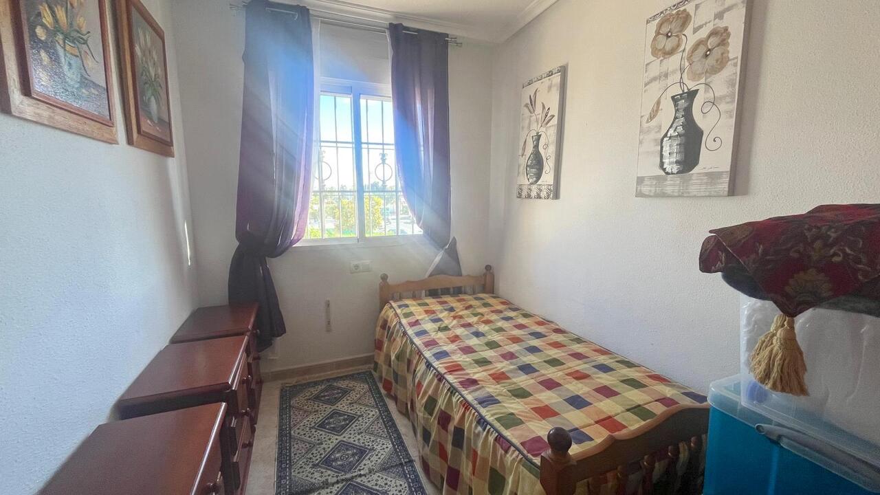 3 Bed, 2 Bath, HouseFor Sale, Torrevieja