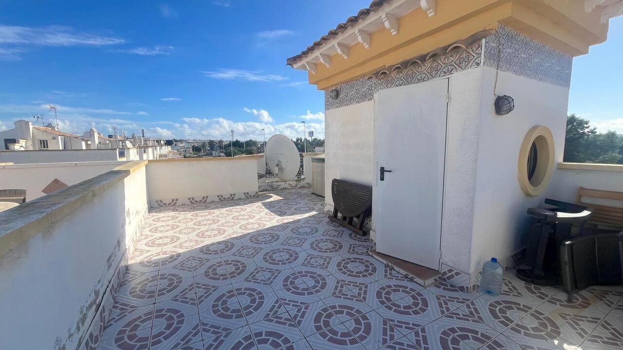 3 Bed, 2 Bath, HouseFor Sale, Torrevieja