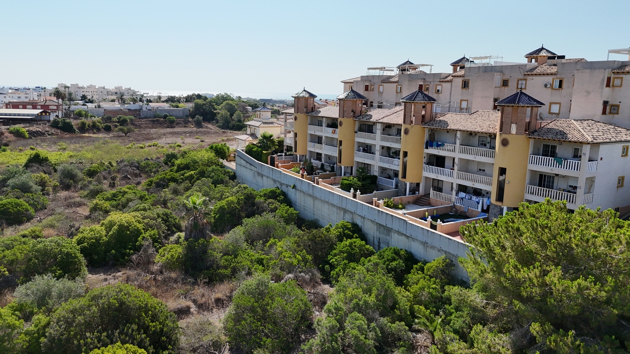 2 Bed, 1 Bath, ApartmentFor Sale, Cabo Roig, Alicante