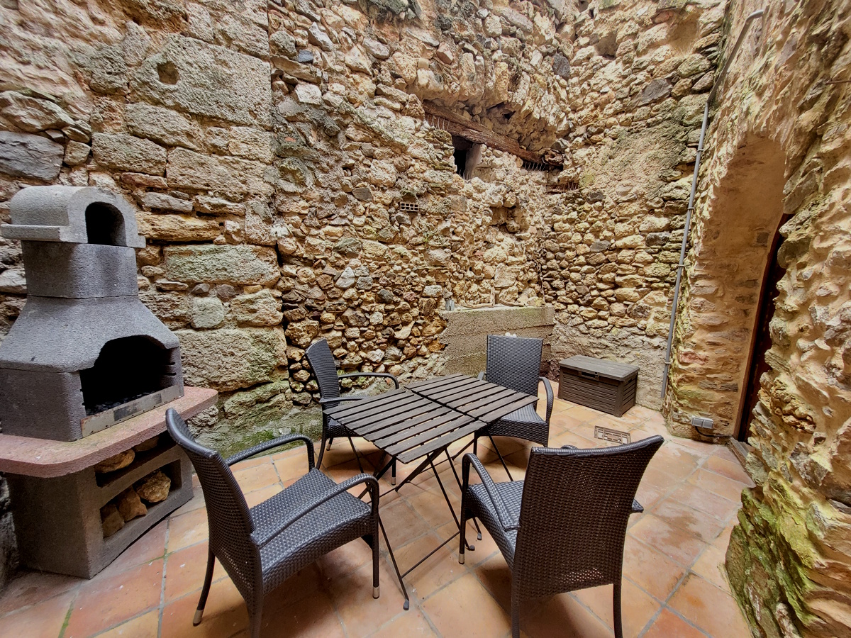 2 Bed, 2 Bath, HouseFor Sale, Saint Genies De Fontedit, Herault, Languedoc-Roussillon, 34480