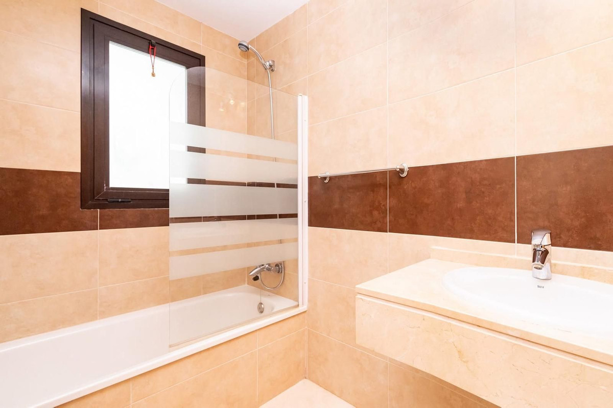 2 Bed, 2 Bath, ApartmentFor Sale, La Cala de Mijas, Malaga