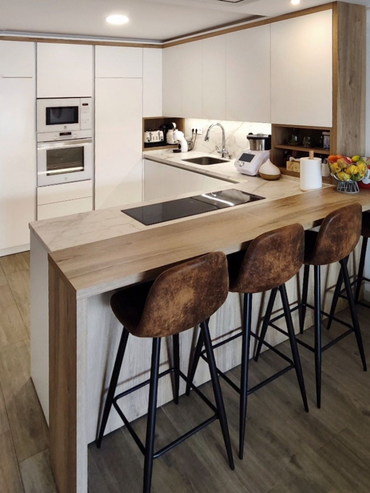 3 Bed, 2 Bath, ApartmentFor Sale, Cabopino, Malaga