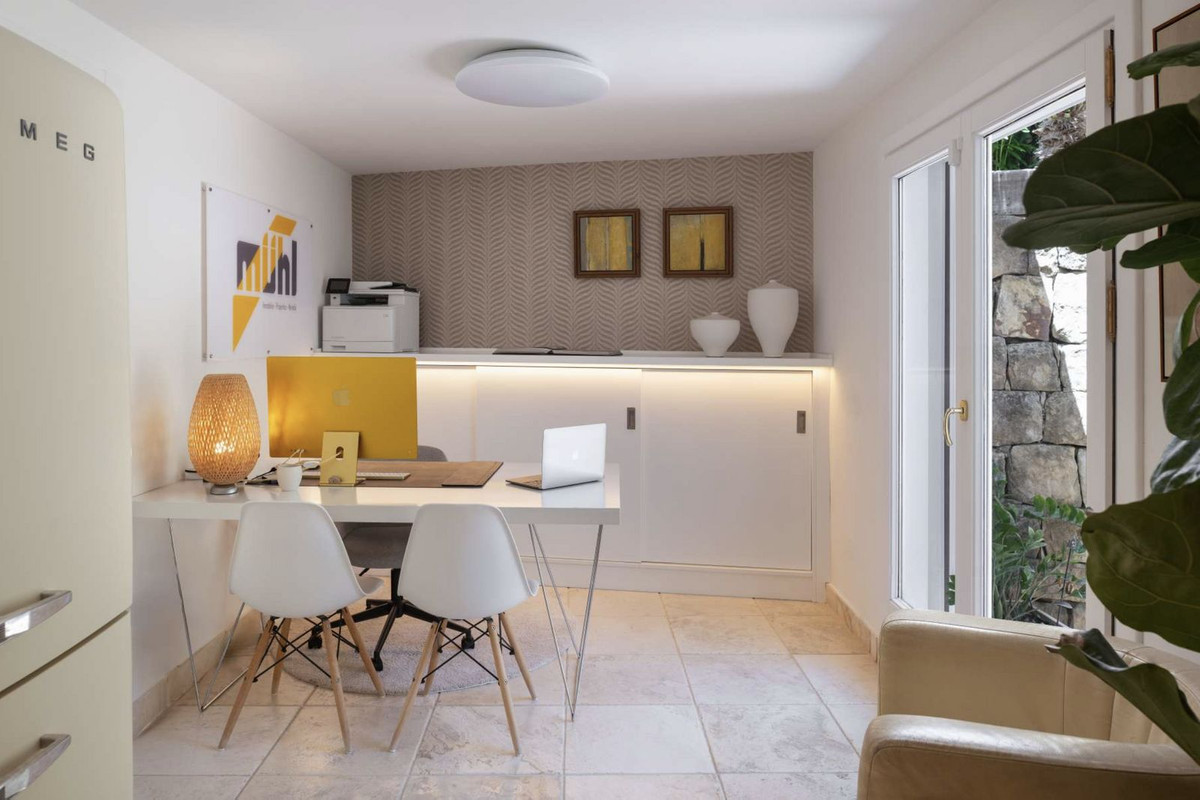 3 Bed, 2 Bath, HouseFor Sale, La Quinta, Malaga