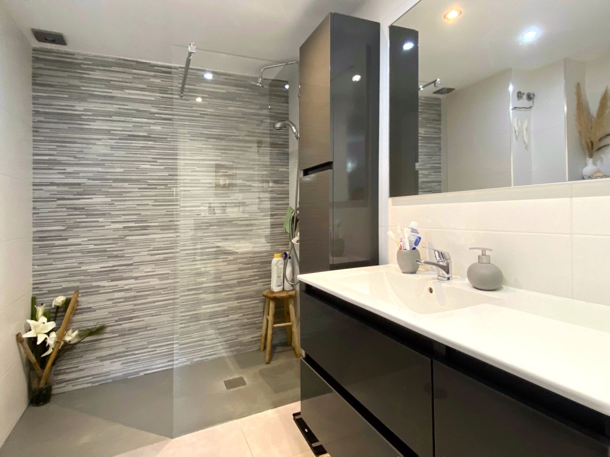 2 Bed, 2 Bath, ApartmentFor Sale, Mijas Golf, Malaga