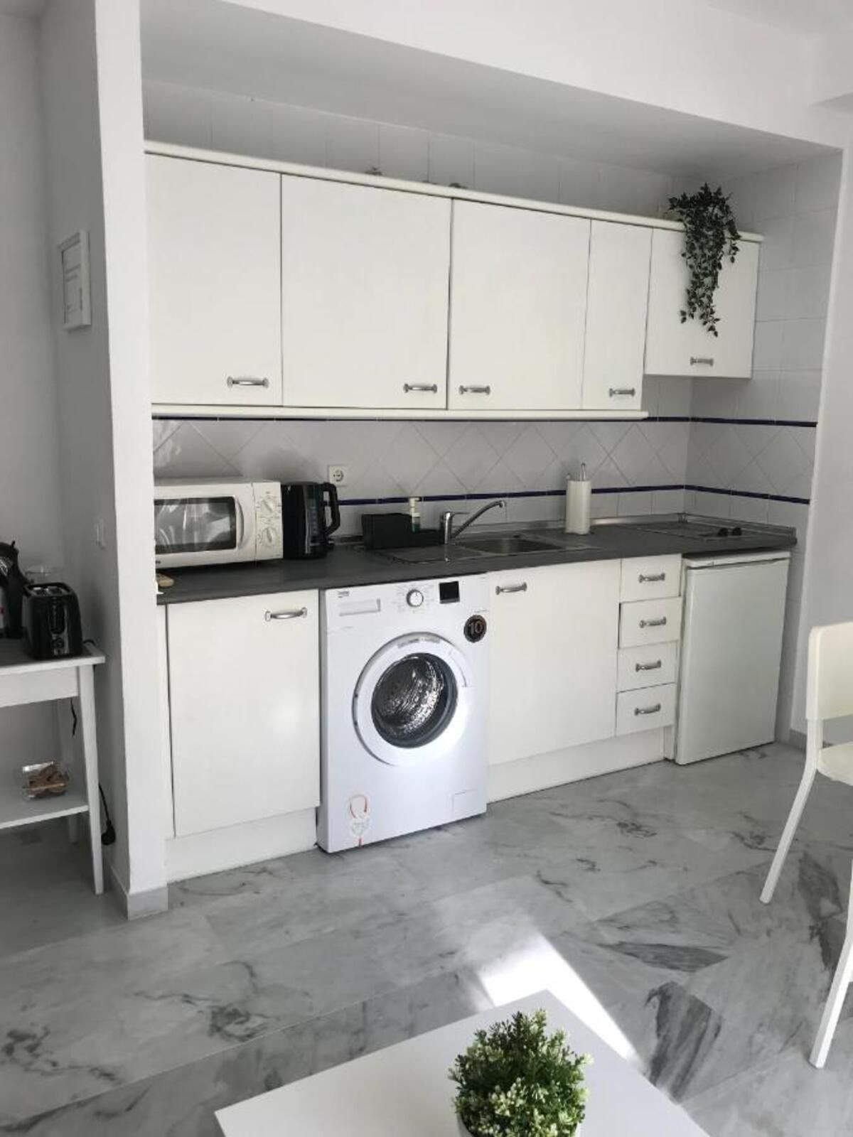 1 Bed, 1 Bath, ApartmentFor Sale, Fuengirola, Malaga