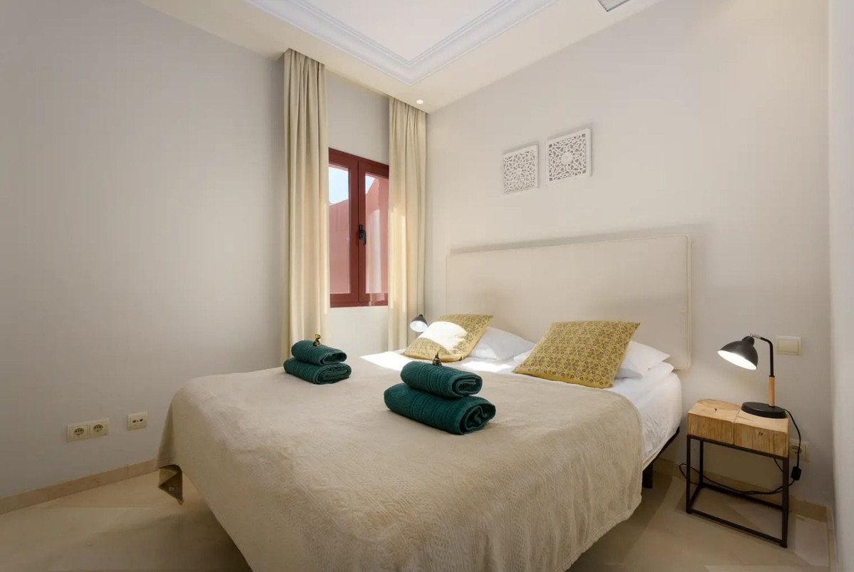 2 Bed, 2 Bath, ApartmentFor Sale, Elviria, Malaga