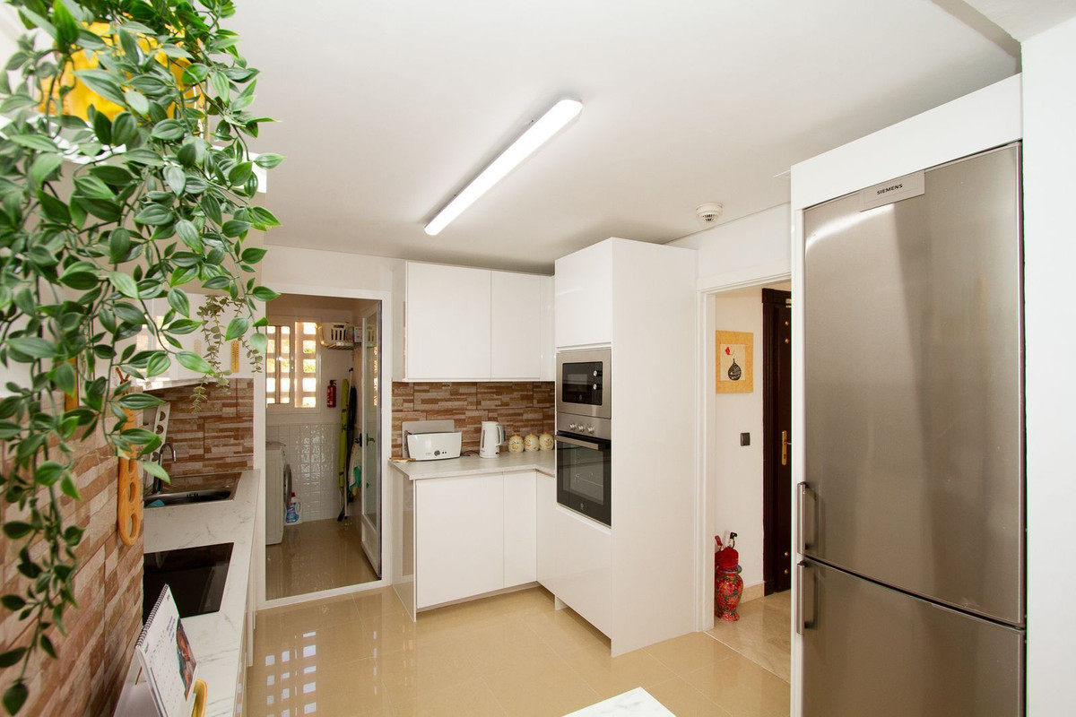 2 Bed, 2 Bath, ApartmentFor Sale, La Mairena, Malaga
