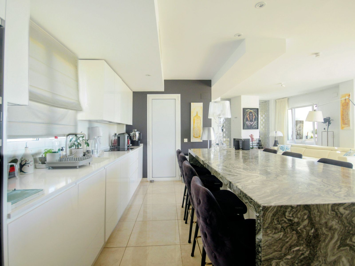 2 Bed, 2 Bath, ApartmentFor Sale, Los Monteros, Malaga