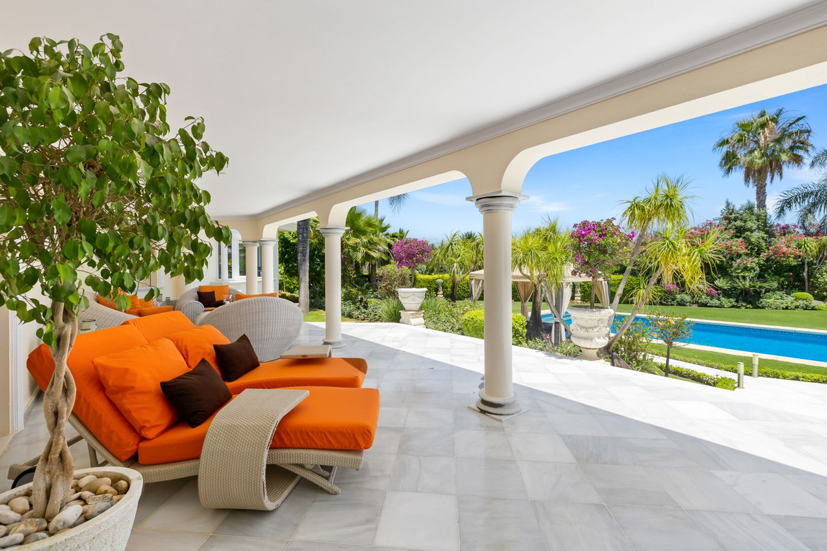 6 Bed, 6 Bath, HouseFor Sale, Nueva Andalucia, Malaga