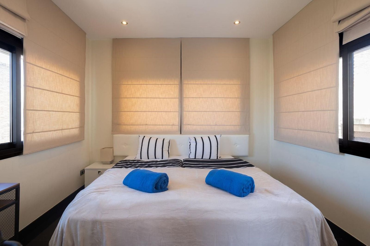 2 Bed, 2 Bath, ApartmentFor Sale, Estepona, Malaga