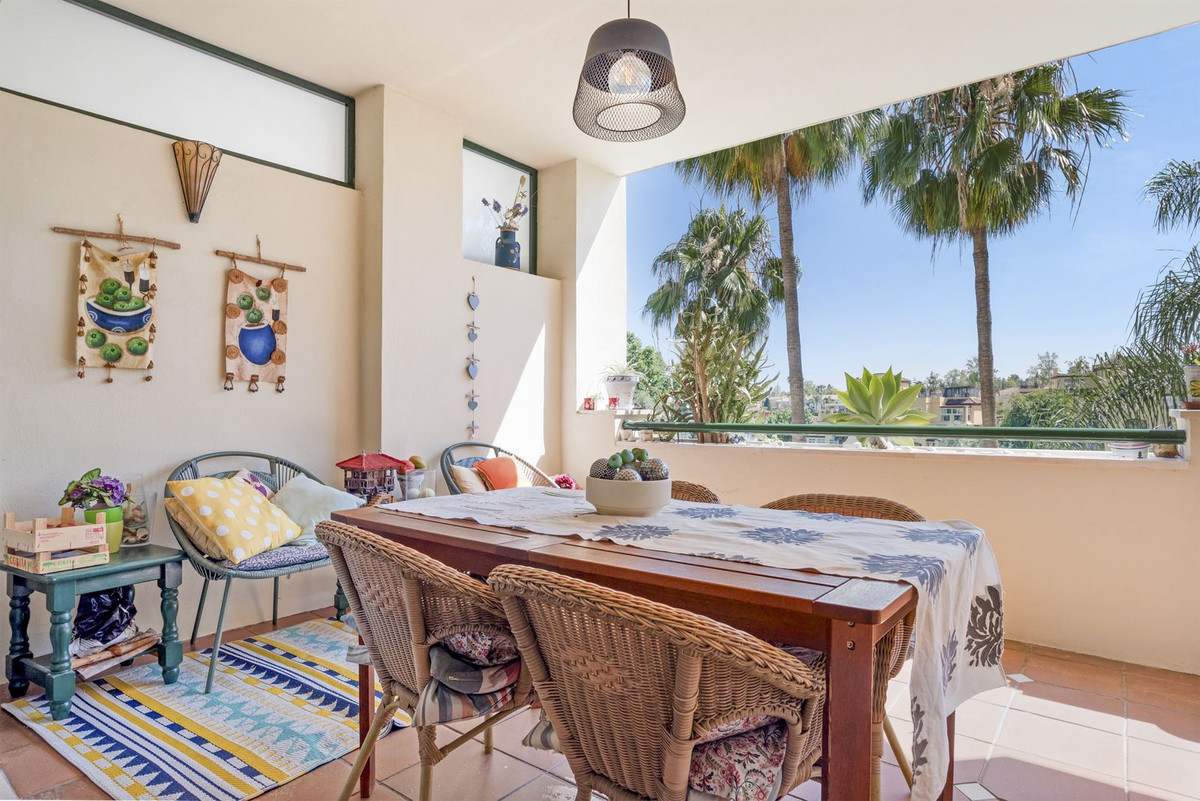 2 Bed, 2 Bath, ApartmentFor Sale, Guadalmina Alta, Malaga