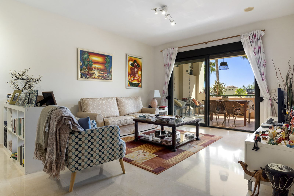 2 Bed, 2 Bath, ApartmentFor Sale, Guadalmina Alta, Malaga