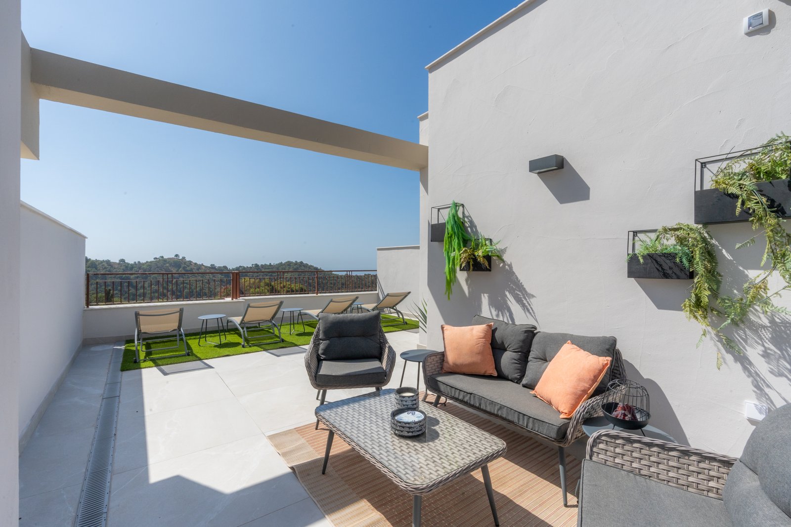 3 Bed, 2.5 Bath, HouseFor Sale, Istán, Malaga
