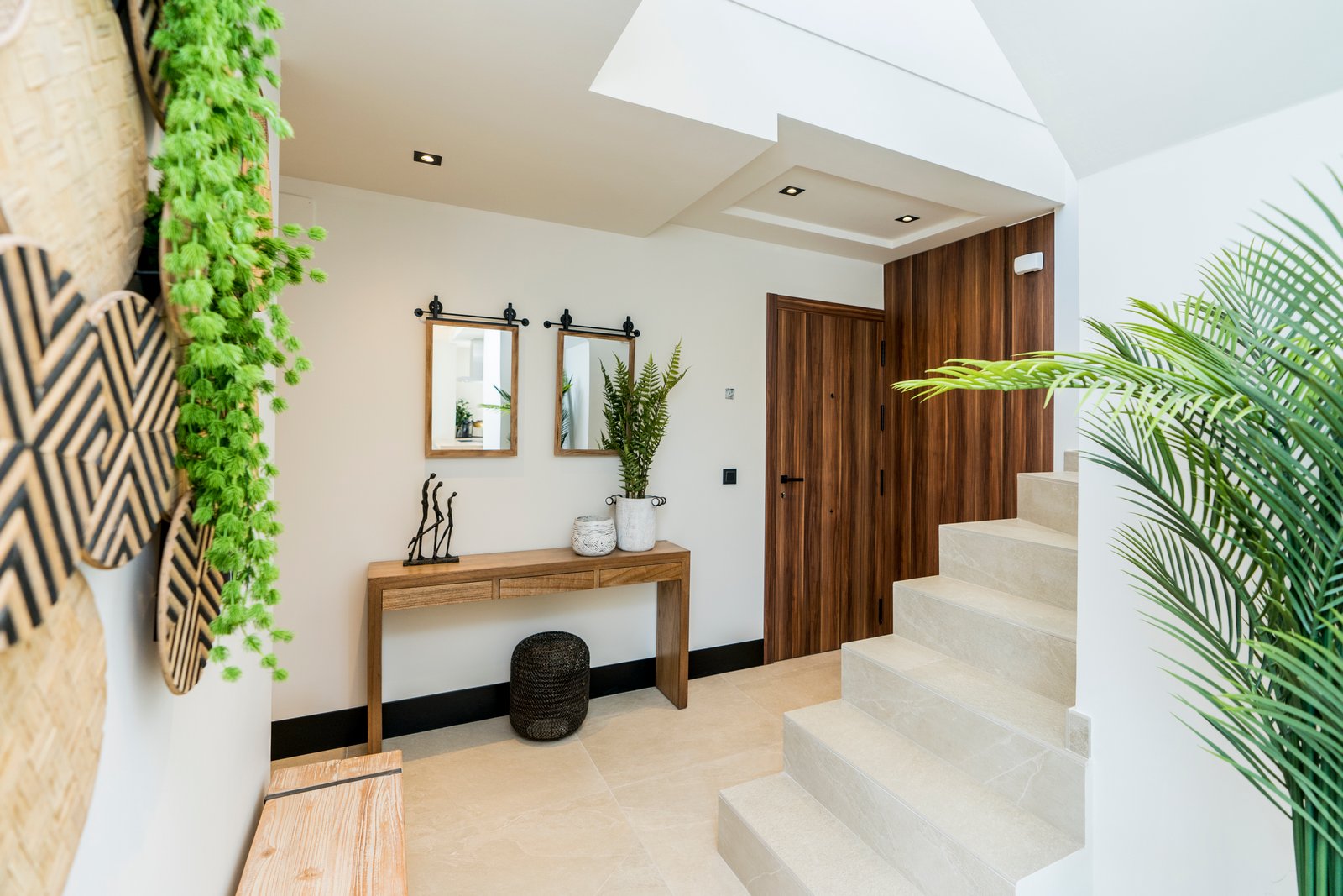 3 Bed, 2 Bath, ApartmentFor Sale, Marbella, Malaga