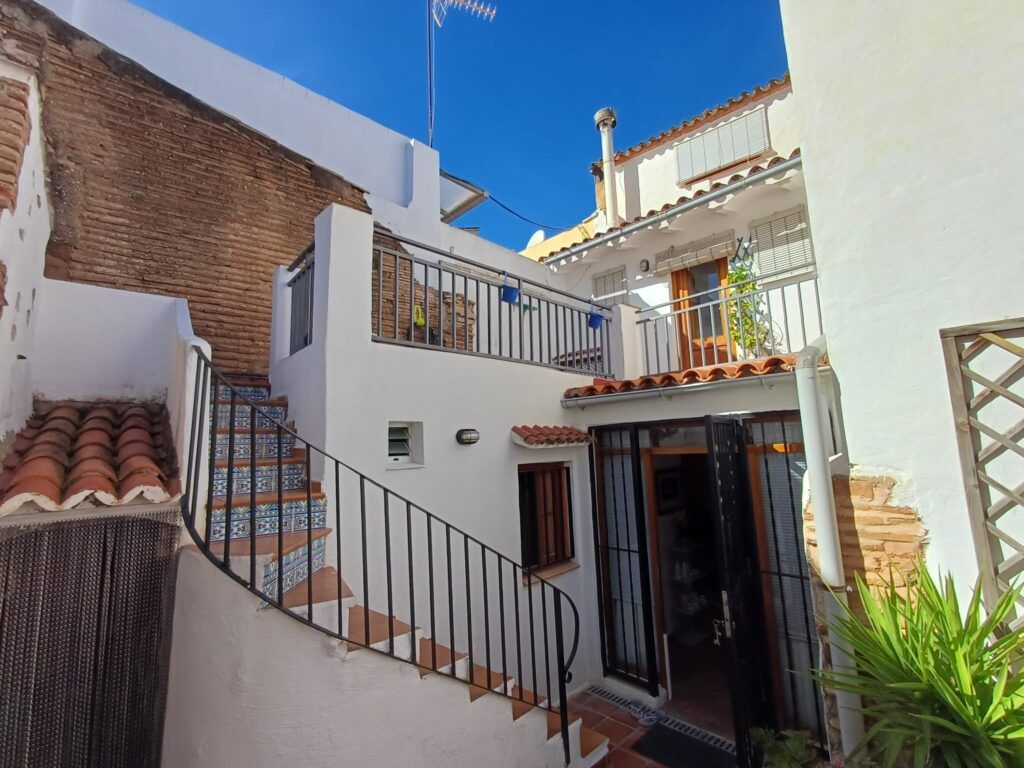 3 Bed, 2 Bath, HouseFor Sale, Oliva, Valencia, 46780