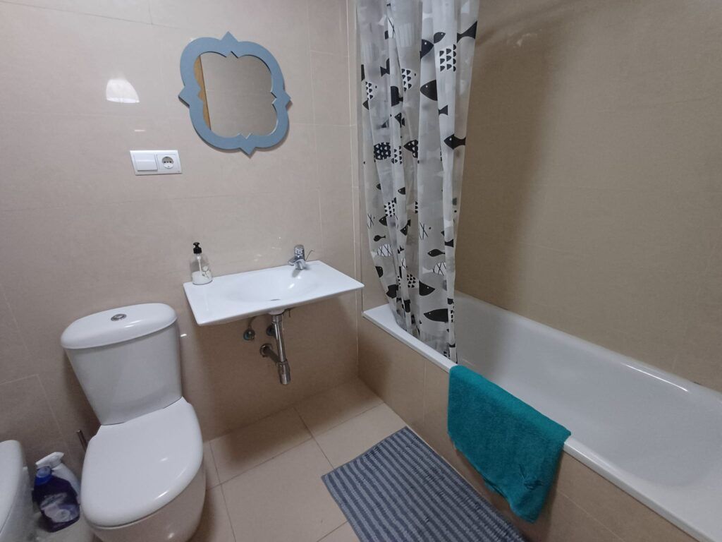 2 Bed, 1 Bath, ApartmentFor Sale, Oliva, Valencia, 46780