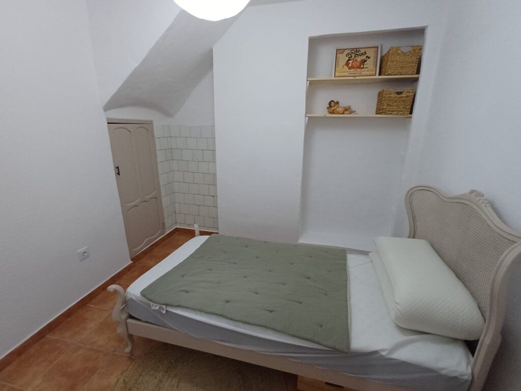 4 Bed, 2 Bath, HouseFor Sale, Oliva, Valencia, 46780