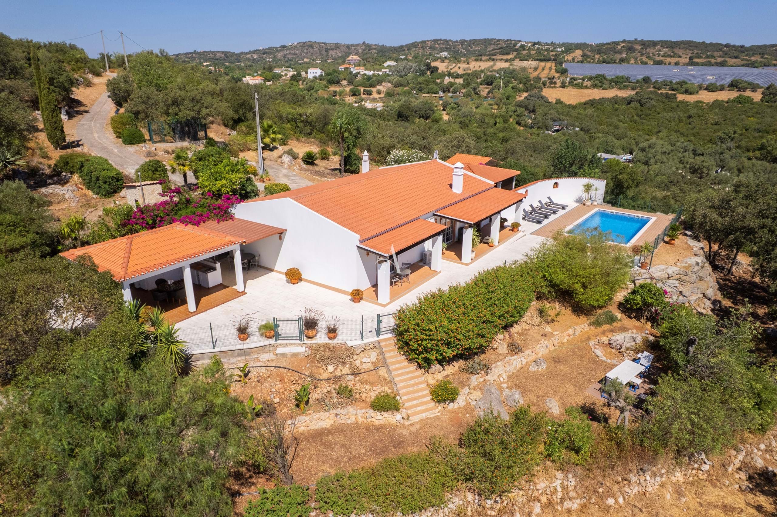 3 Bed, 4 Bath, HouseFor Sale, Santa Barbara de Nexe, Faro, Faro