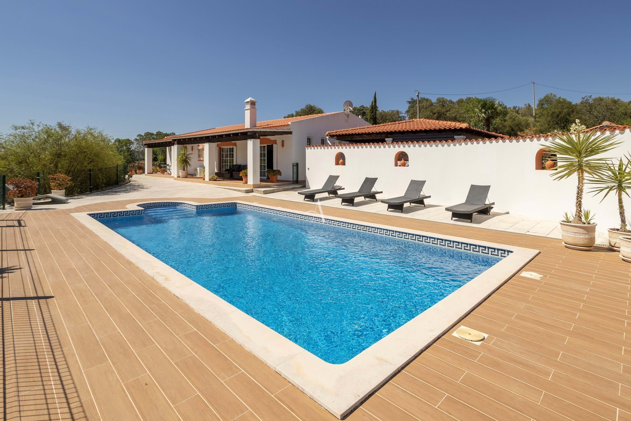 3 Bed, 4 Bath, HouseFor Sale, Santa Barbara de Nexe, Faro, Faro