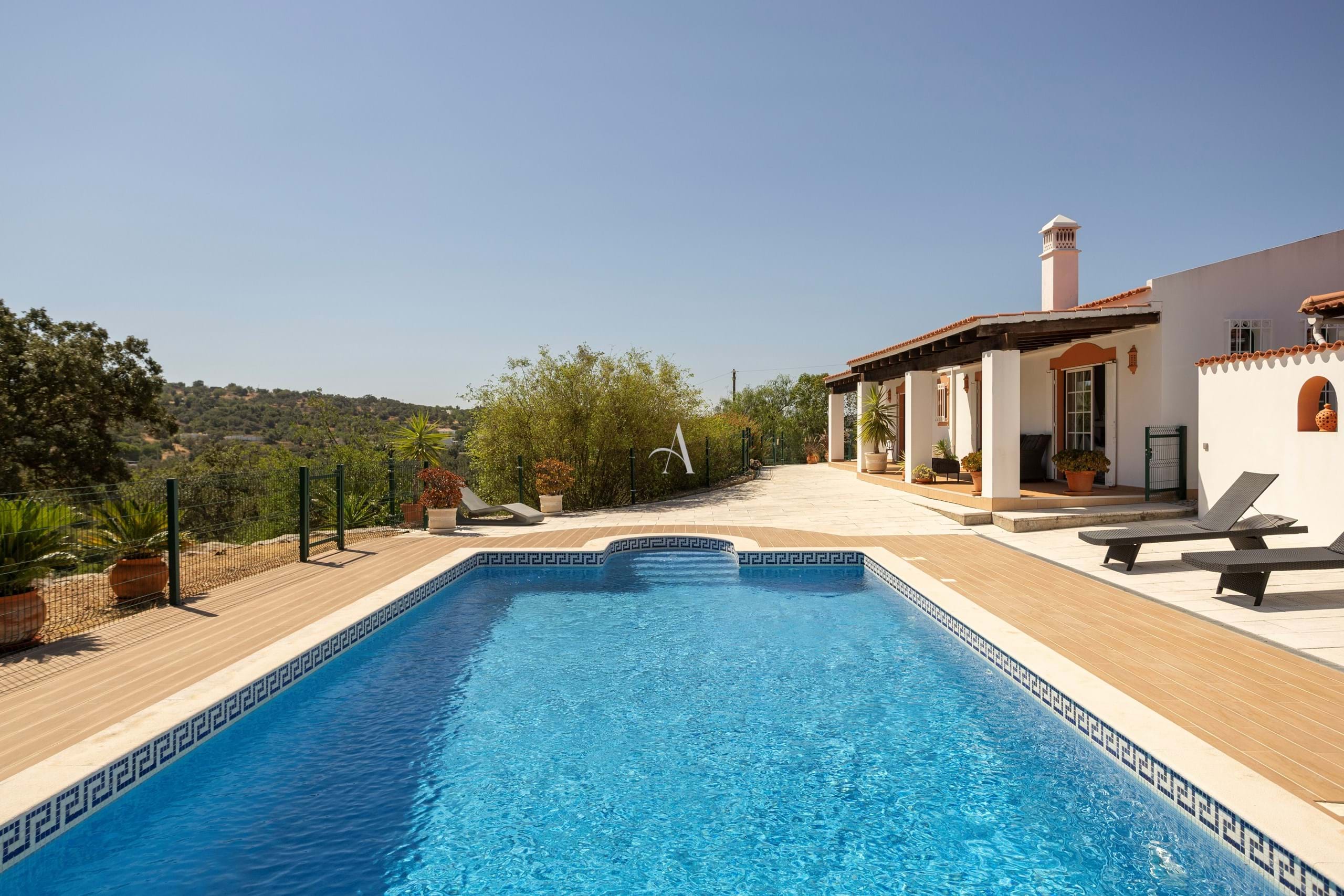 3 Bed, 4 Bath, HouseFor Sale, Santa Barbara de Nexe, Faro, Faro