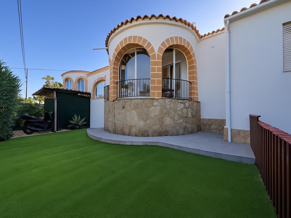 2 Bed, 1 Bath, HouseFor Sale, Denia, Alicante