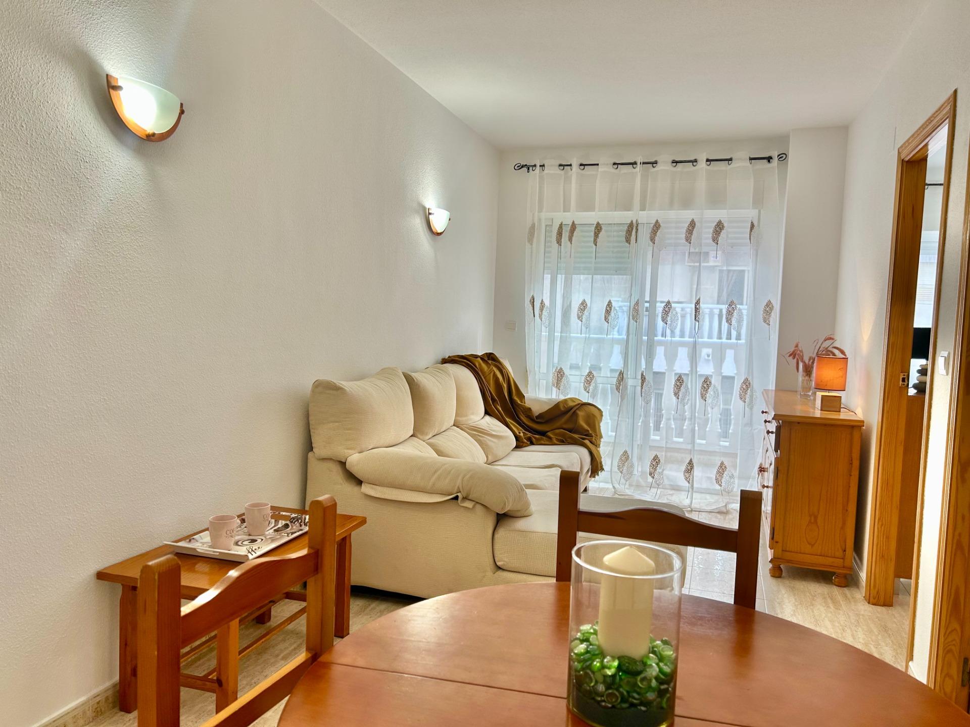 2 Bed, 1 Bath, ApartmentFor Sale, Torrevieja, Alicante