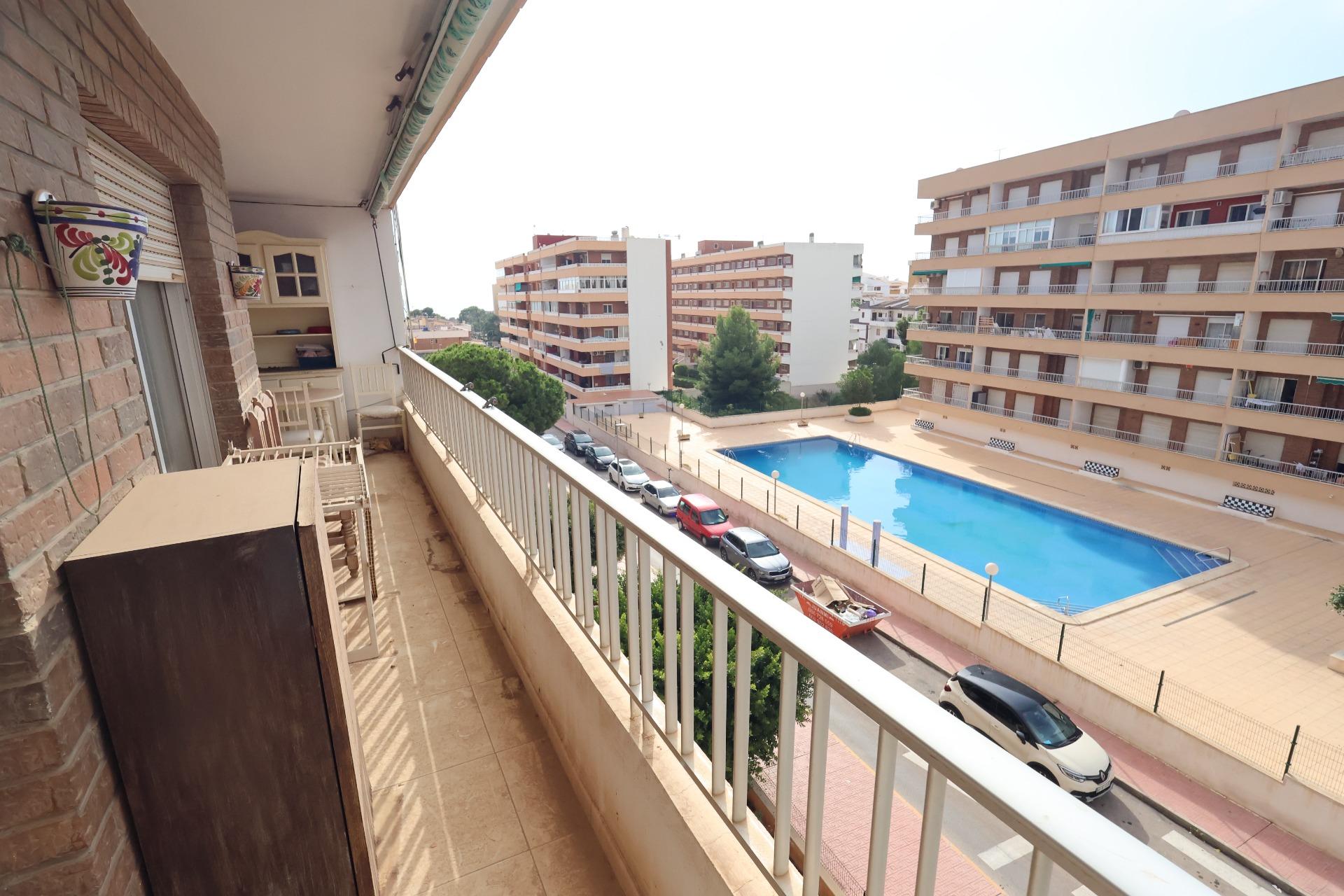 2 Bed, 1 Bath, ApartmentFor Sale, Torrevieja, Alicante