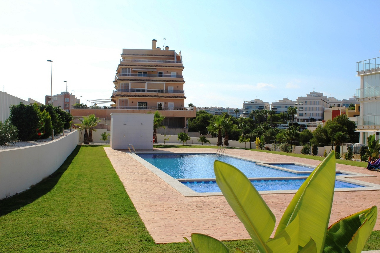 2 Bed, 2 Bath, ApartmentFor Sale, Orihuela Costa, Alicante
