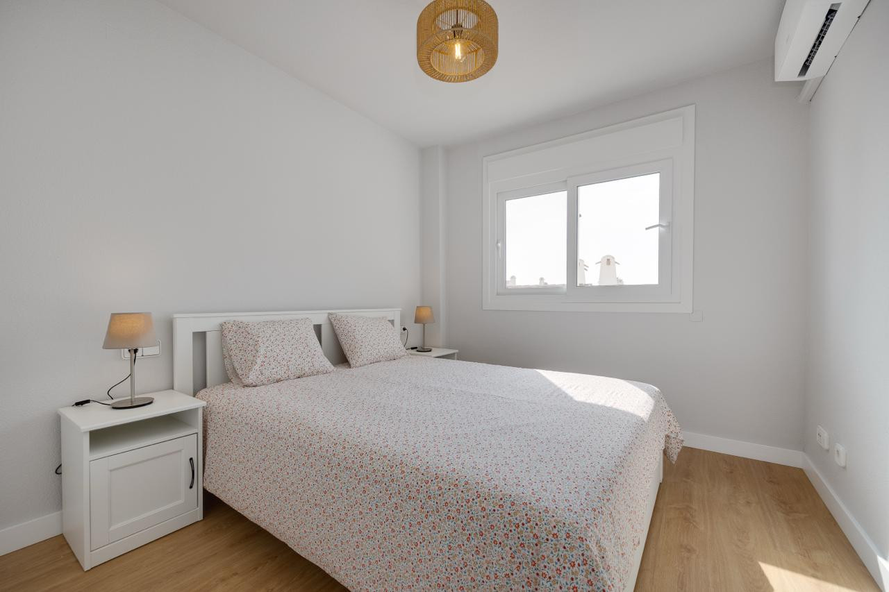 2 Bed, 1 Bath, ApartmentFor Sale, Orihuela Costa, Alicante