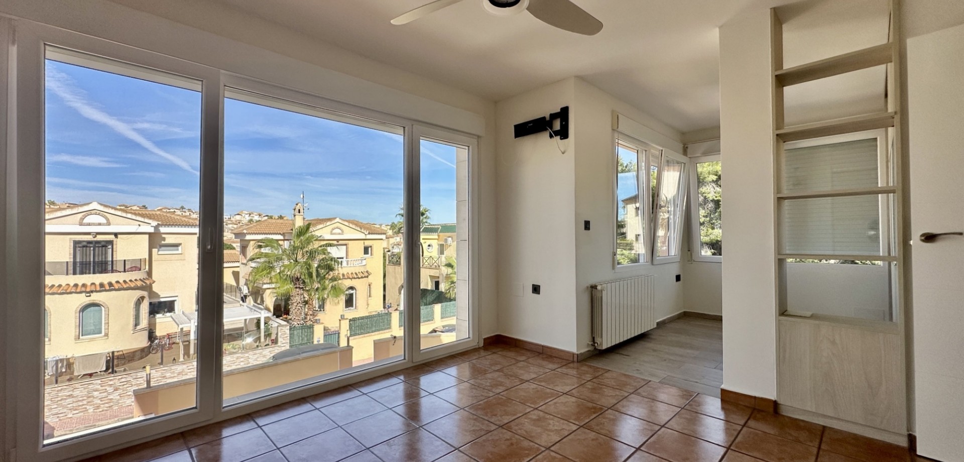 4 Bed, 2 Bath, HouseFor Sale, Orihuela Costa, Alicante